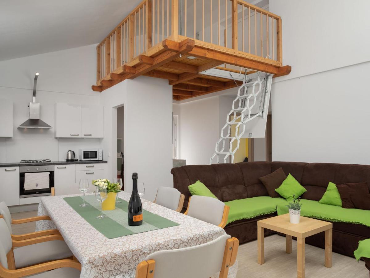 Holiday Home Lavendel - Mlk159 By Interhome Dobrinj エクステリア 写真