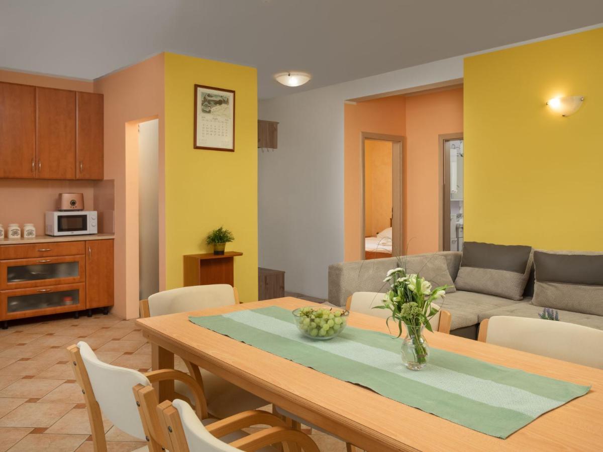 Holiday Home Lavendel - Mlk159 By Interhome Dobrinj エクステリア 写真